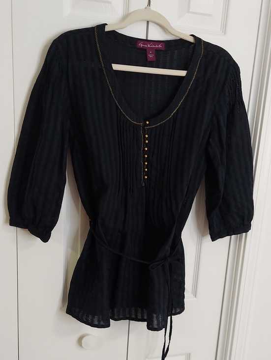 Gloria Vanderbilt Tops - Gloria Vanderbilt Top, Size M, Cotton, Black, Open weave, Gold Buttons